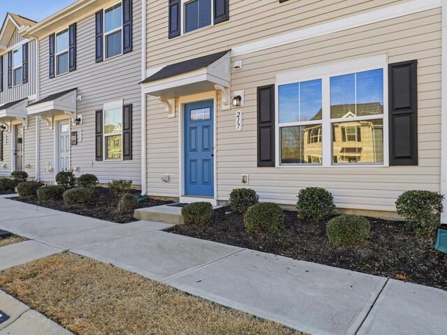 Photo of 217 Juglans Way