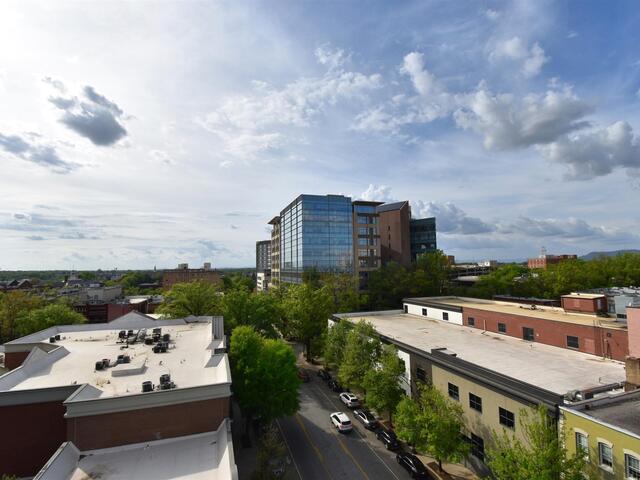 Photo of 100 E Washington Street