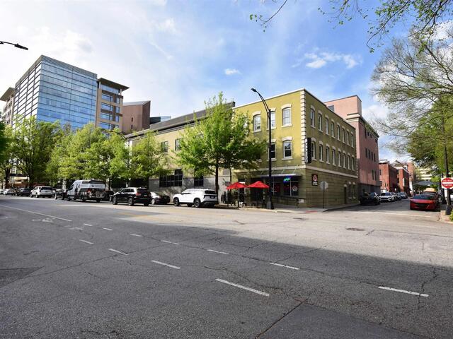 Photo of 100 E Washington Street