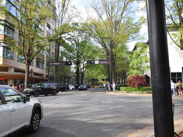 Photo of 100 E Washington Street