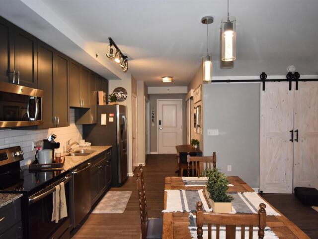 Photo of 100 E Washington Street
