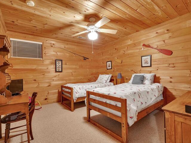 Photo of 132 Lake Bowen Drive
