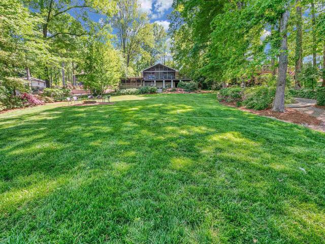 Photo of 132 Lake Bowen Drive