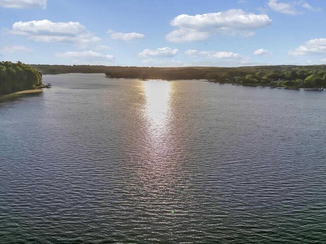 Photo of 132 Lake Bowen Drive