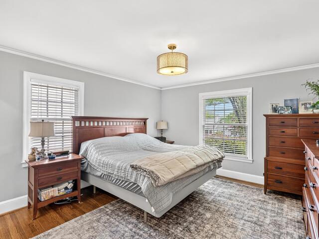 Photo of 453 Longview Terrace