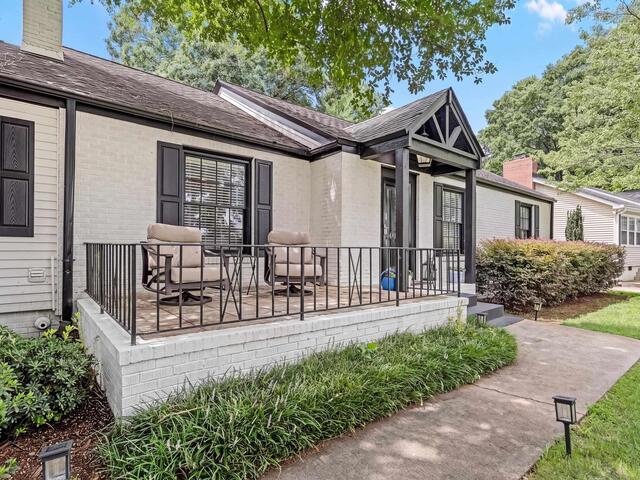Photo of 453 Longview Terrace