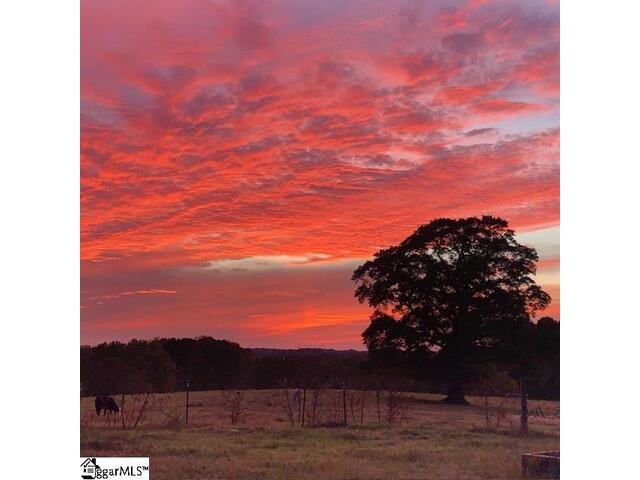 Photo of 672 Boxwood Road