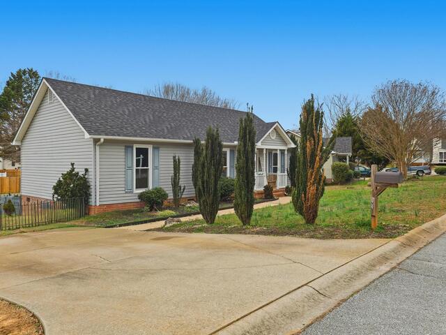 Photo of 448 Timberview Lane