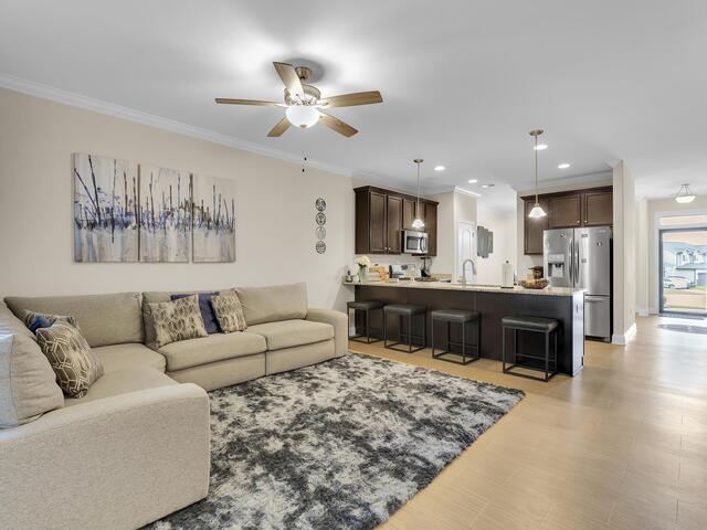 Photo of 853 Judah Drive