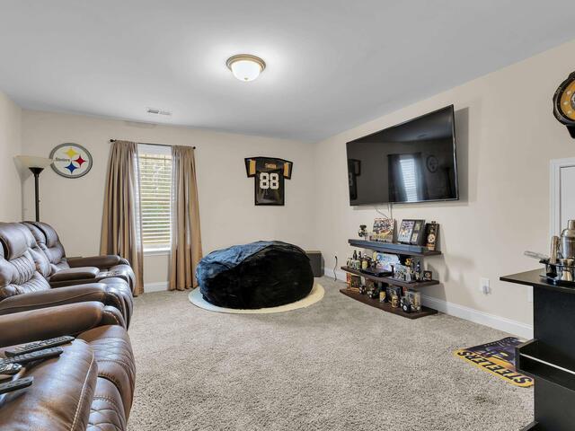 Photo of 853 Judah Drive