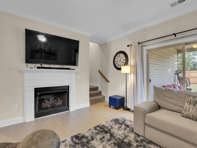 Photo of 853 Judah Drive