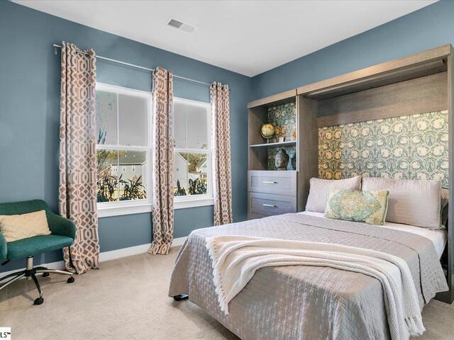 Photo of 8 Mohegan Way