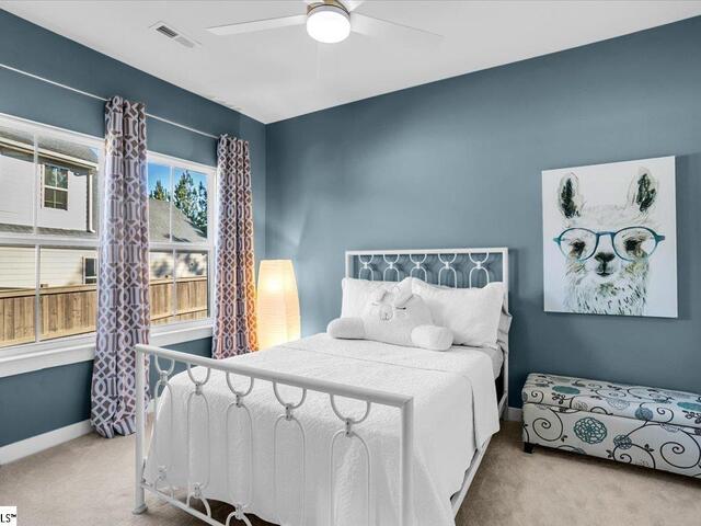 Photo of 8 Mohegan Way