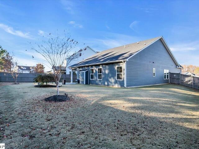 Photo of 8 Mohegan Way