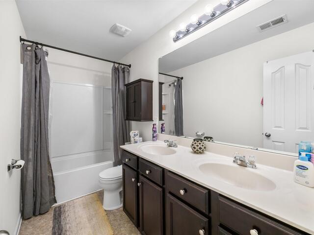 Photo of 533 Mount Laurel Lane