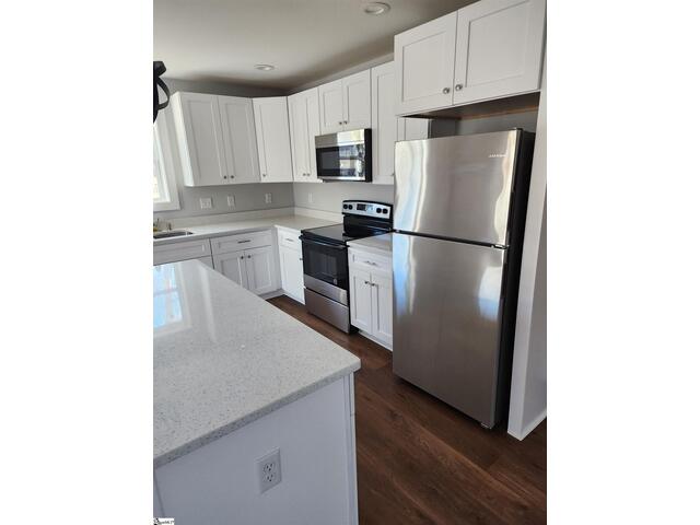 Photo of 200 Broadus Street