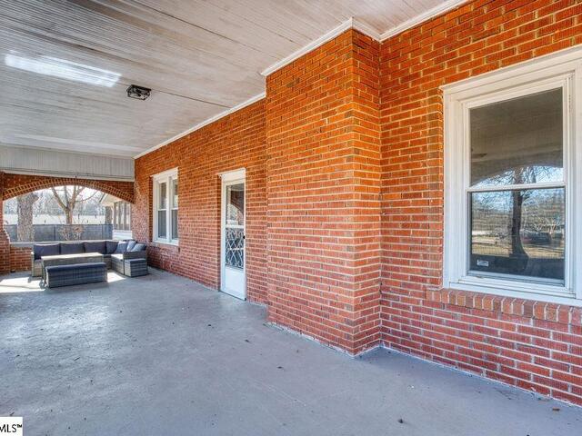 Photo of 566 S Harper Extension